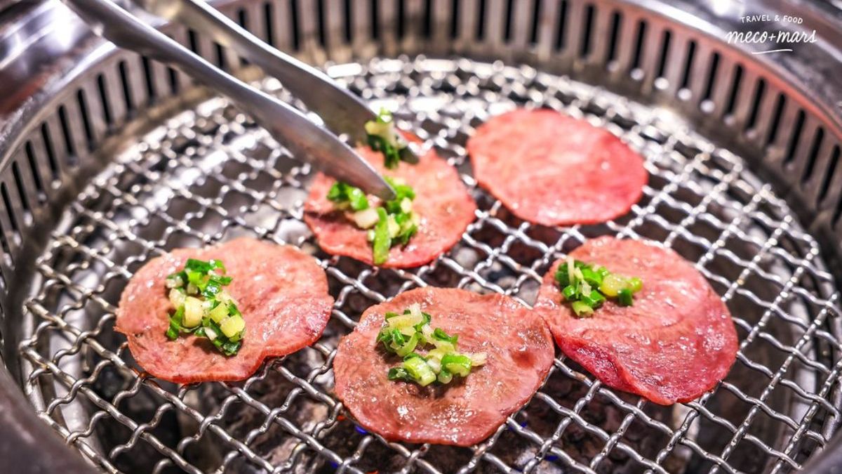 特選牛舌加上鹽蔥調味，肉質Ｑ嫩帶彈。（圖片來源：陳小可的吃喝玩樂）