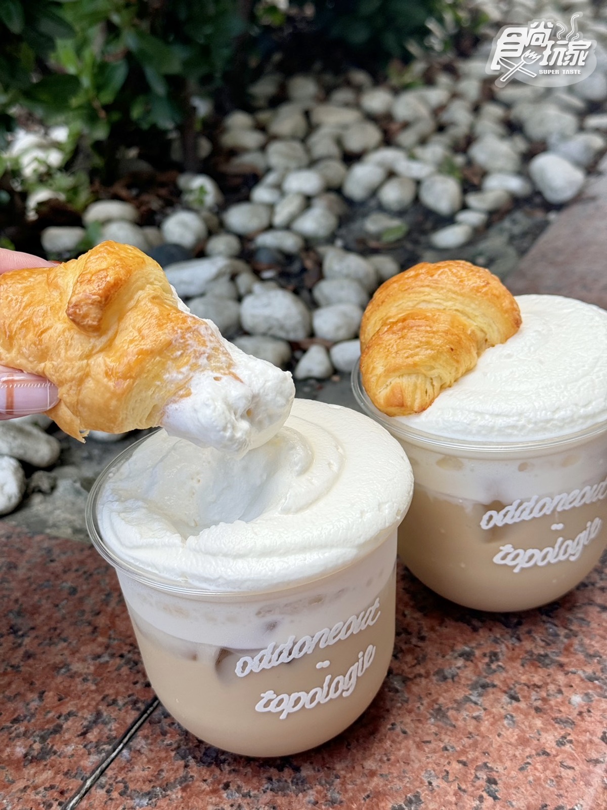 東區限定「白朗峰鮮奶茶」！冠軍奶茶＋迷你可頌太罪惡，特．好喝抹茶飲同步喝