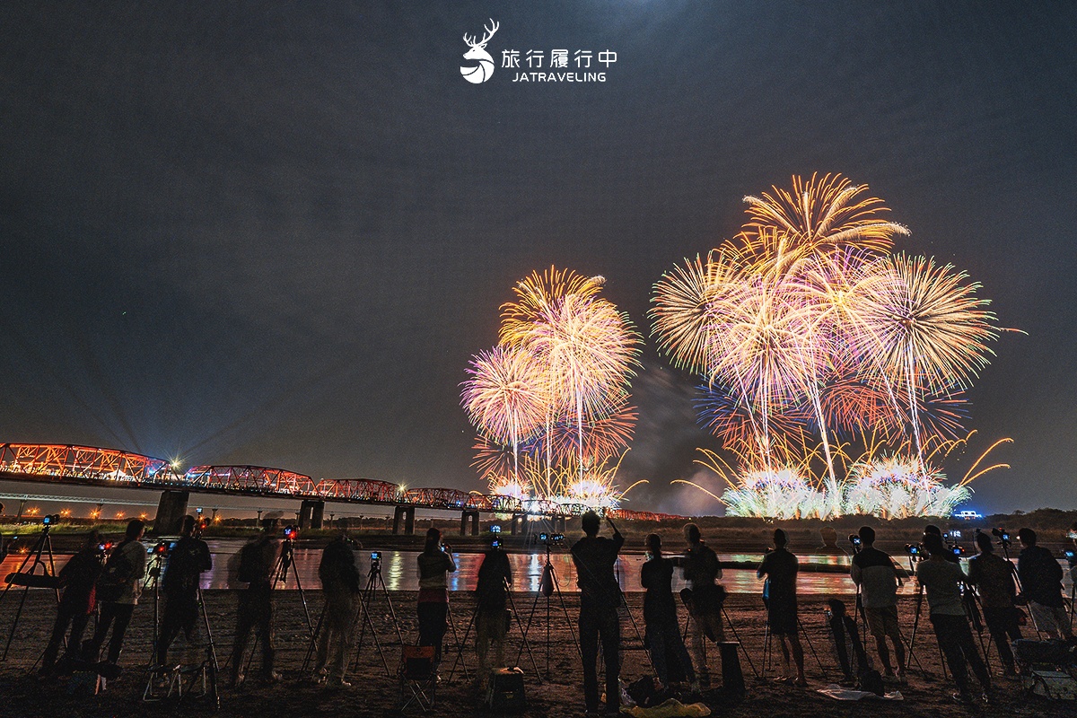 雲林最美「水上煙火大會」中秋登場!氣墊城堡免費玩,還有演唱會、多個市集 雲林最美「水上煙火大會」中秋登場!氣墊城堡免費玩,還有演唱會、多個市集