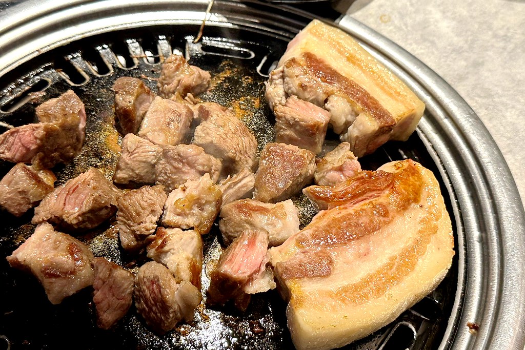 捷運忠孝敦化站美食推薦21家!串燒吃到飽、超狂5星餐酒館、24小時港點 捷運忠孝敦化站美食推薦21家!串燒吃到飽、超狂5星餐酒館、24小時港點