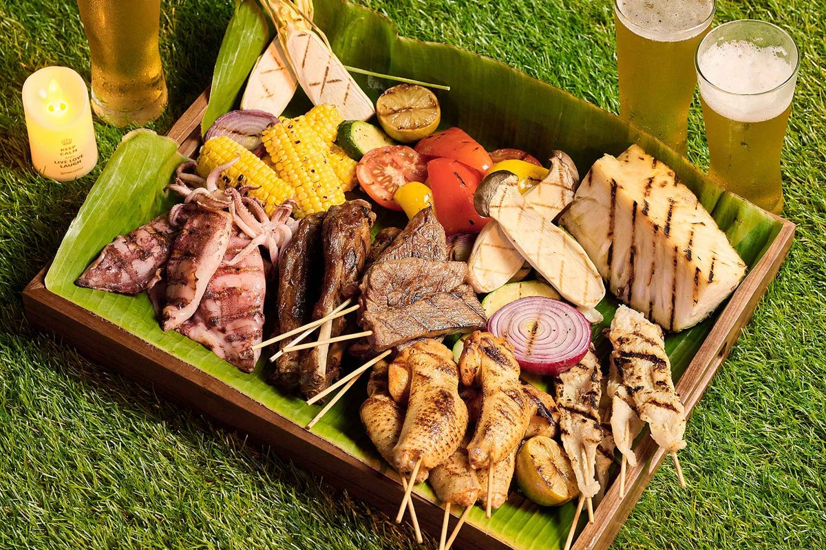 中秋懶人烤肉快訂！西門町「燒烤吃到飽派對」每人880元，酒水飲料無限暢飲