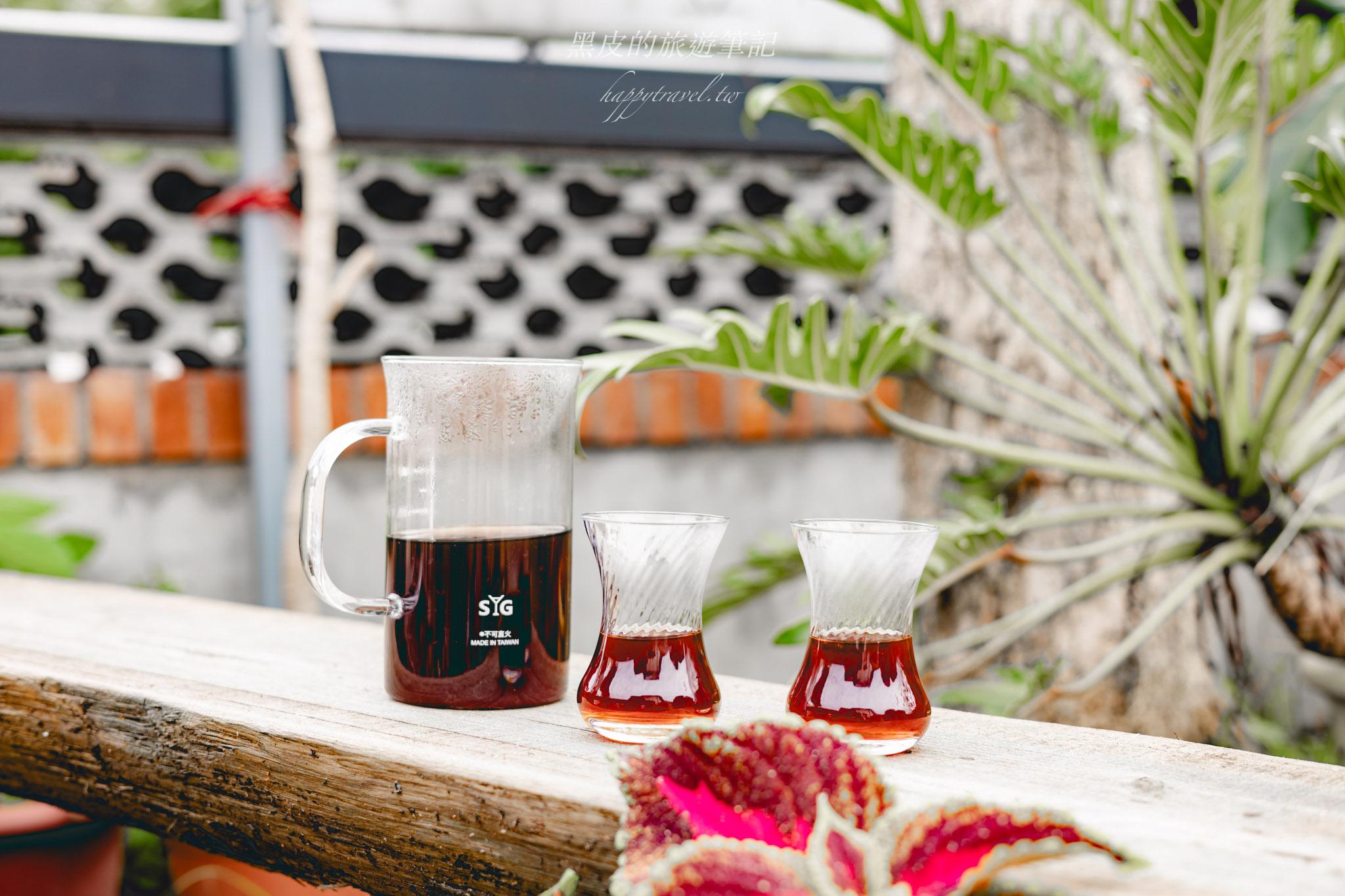 100元手沖咖啡喝到飽!龍潭隱藏版老宅咖啡,無限暢飲、70歲以上長者免費 100元手沖咖啡喝到飽!龍潭隱藏版老宅咖啡,無限暢飲、70歲以上長者免費