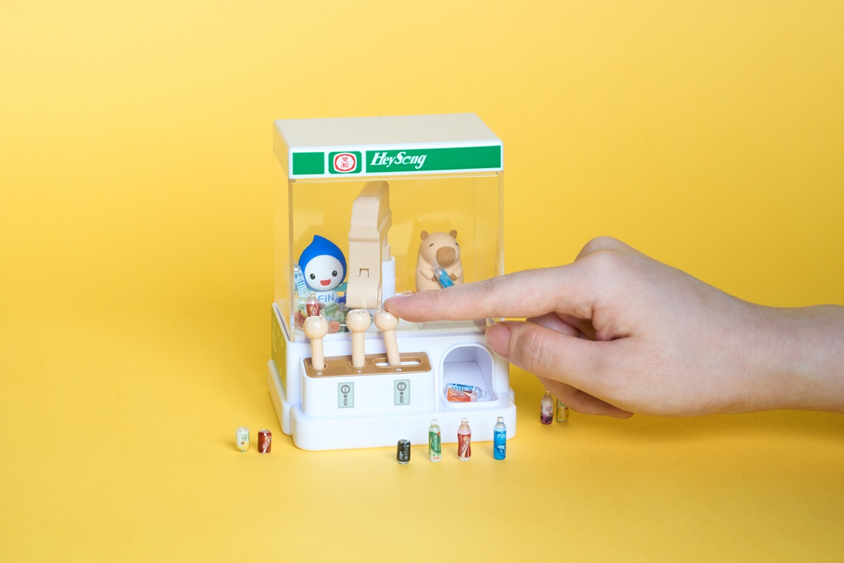 小七「玩總瓶中娃娃」、全家「擠奶神器」開搶!10月超商5大話題小物特蒐 小七「玩總瓶中娃娃」、全家「擠奶神器」開搶!10月超商5大話題小物特蒐