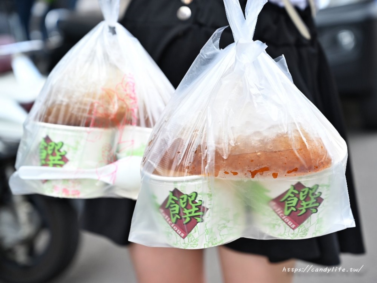 １碗只要50元！高CP值「無名豆花」７種配料無限裝滿，必嗑手工嫩仙草、芋圓