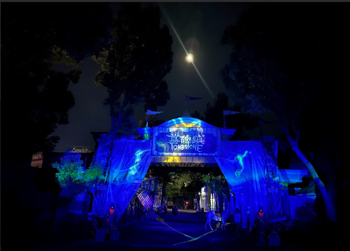 全台最大「萬聖節慶典」在這！六福村墓碑鎮登場，變裝優惠、限定表演一次看