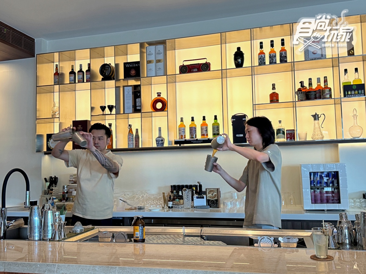 台中第１間「泰式餐酒館」在這！８款必吃、亮點一覽，爽嗑酸辣蝦、泰奶布丁