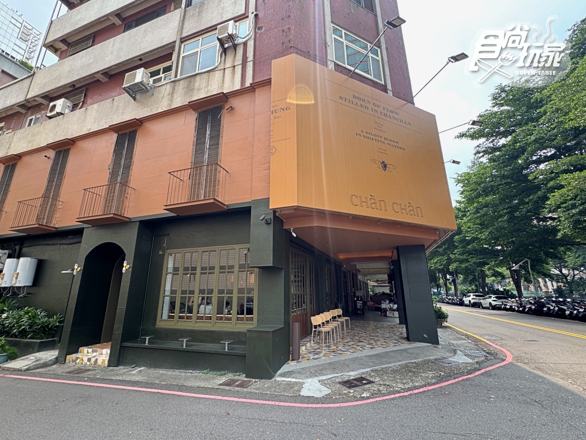 台中第１間「泰式餐酒館」在這！８款必吃、亮點一覽，爽嗑酸辣蝦、泰奶布丁