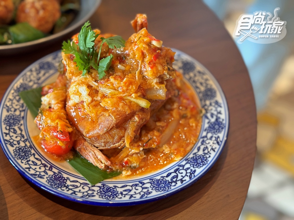 台中第１間「泰式餐酒館」在這！８款必吃、亮點一覽，爽嗑酸辣蝦、泰奶布丁