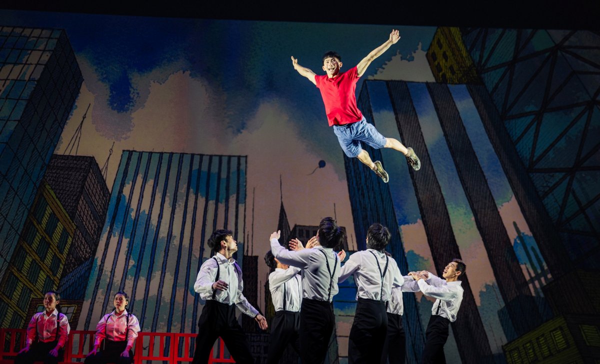 中秋玩到國慶連假!高雄港「馬戲團市集」免費開逛,還有101場國際馬戲表演 中秋玩到國慶連假!高雄港「馬戲團市集」免費開逛,還有101場國際馬戲表演