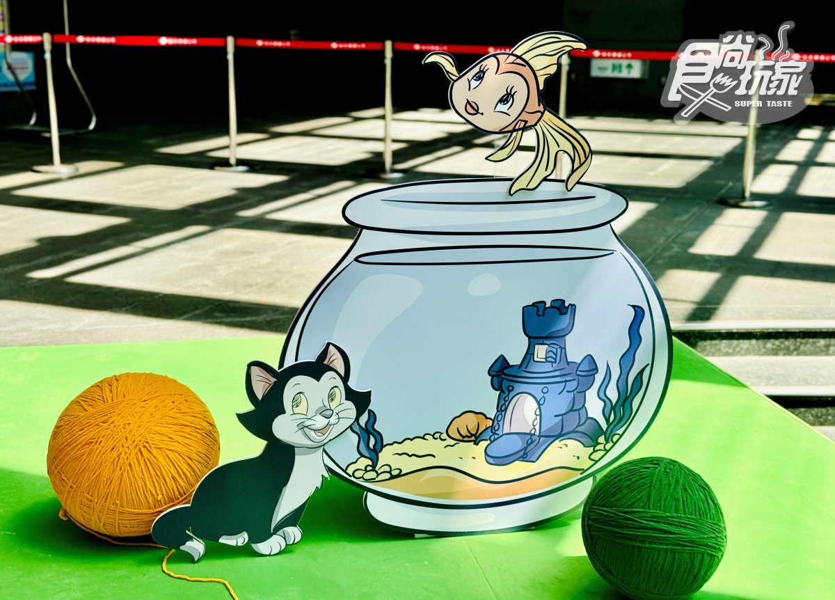 4公尺「巨萌跩貓」出沒北捷!迪士尼彩繪列車同步登場,還有主題拍貼機 4公尺「巨萌跩貓」出沒北捷!迪士尼彩繪列車同步登場,還有主題拍貼機