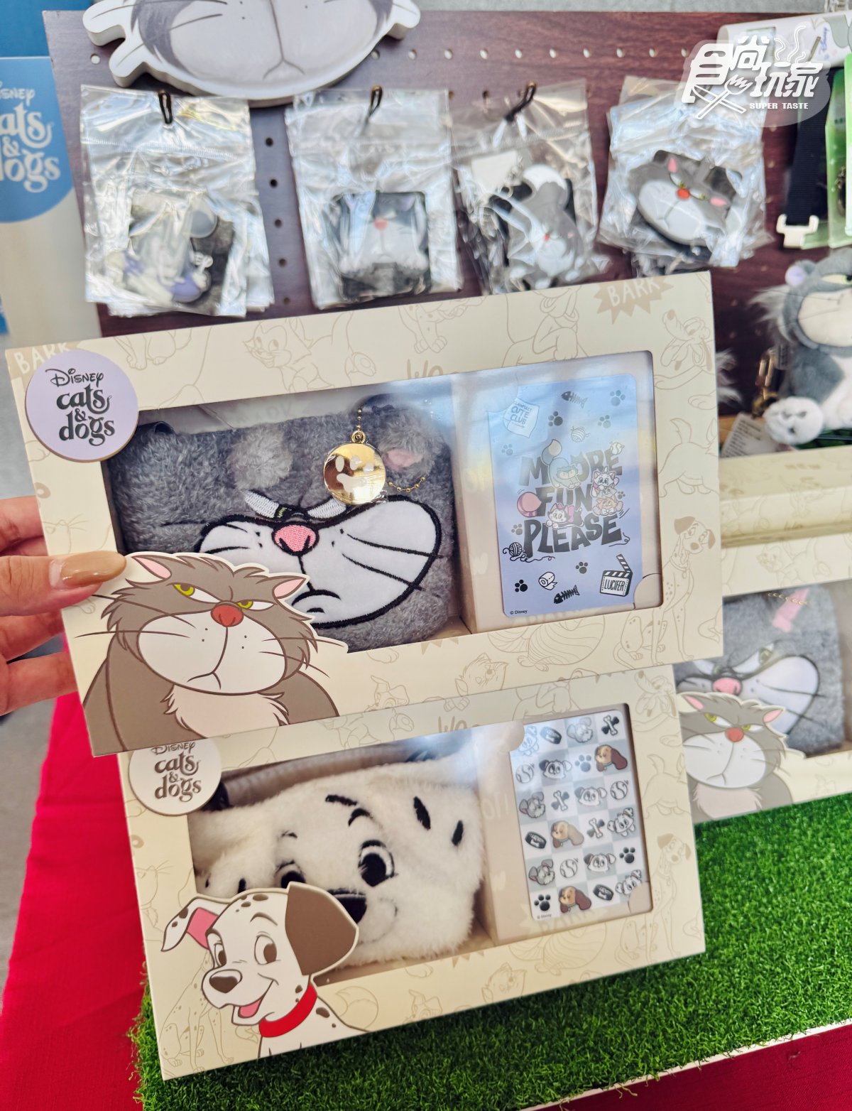 4公尺「巨萌跩貓」出沒北捷!迪士尼彩繪列車同步登場,還有主題拍貼機 4公尺「巨萌跩貓」出沒北捷!迪士尼彩繪列車同步登場,還有主題拍貼機