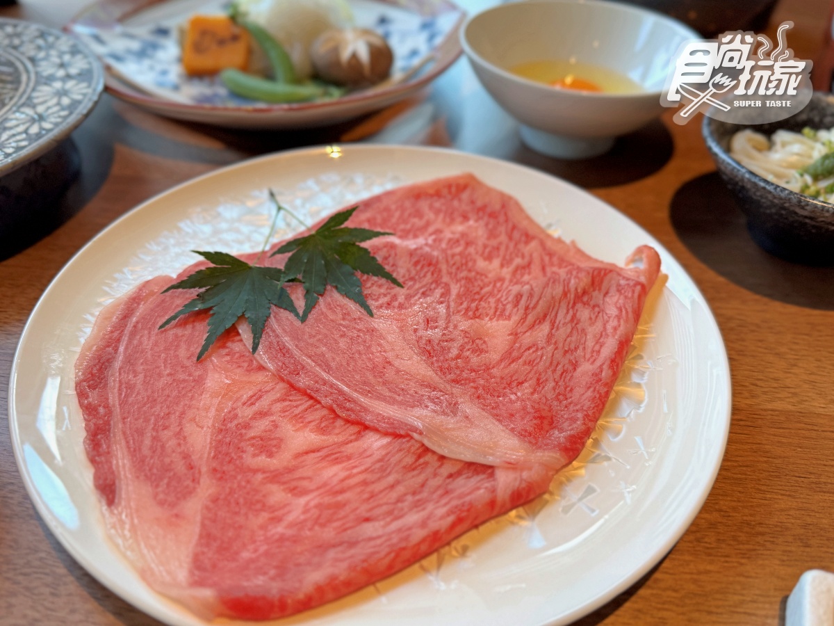 東京百年「日山壽喜燒」登台！菜單價位＋亮點搶看，免動手爽嗑A5和牛
