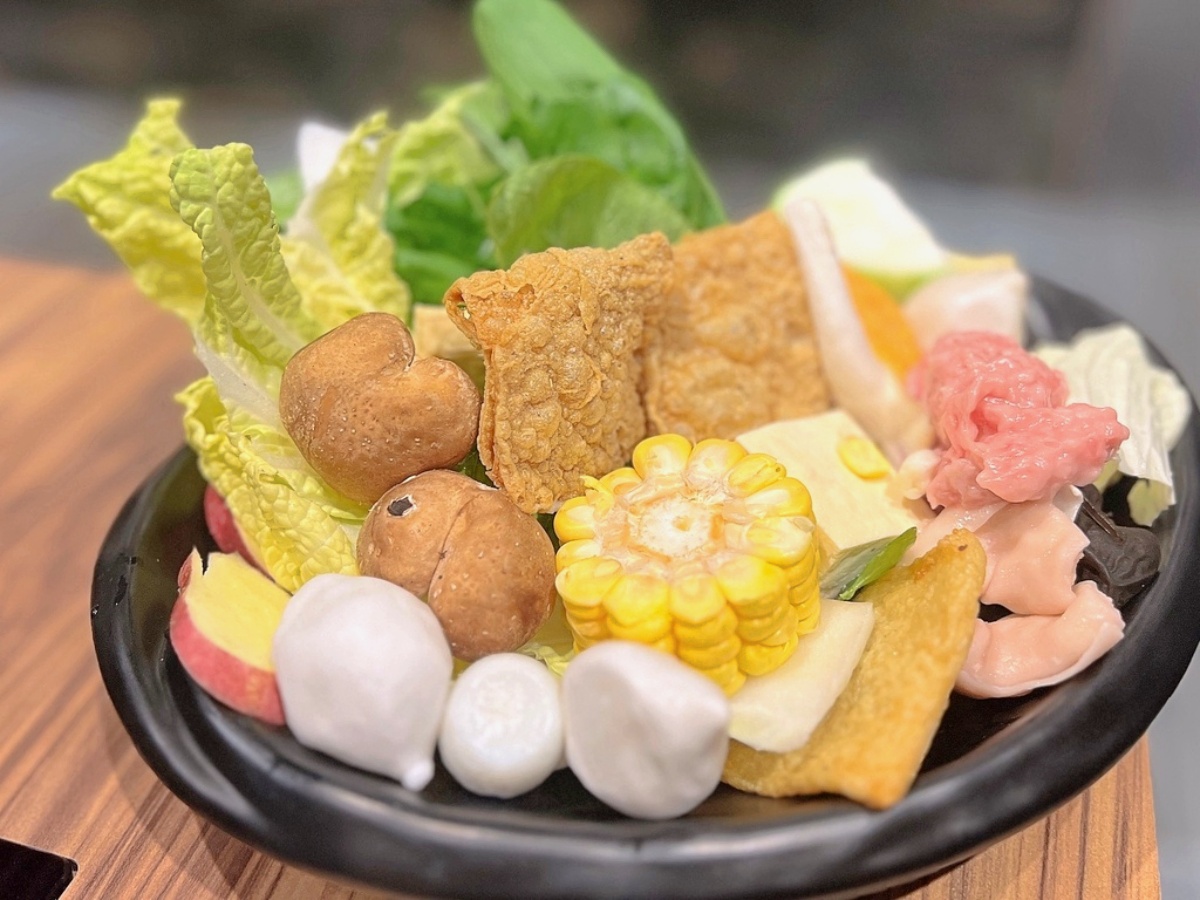 台中4.9星「平價火鍋」進軍北部！298元起吃到飽，40款自助吧、甜點暢吃