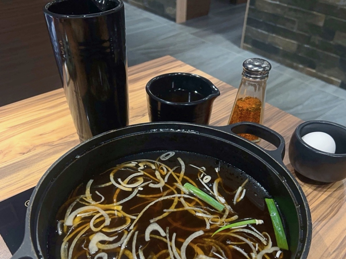 台中4.9星「平價火鍋」進軍北部！298元起吃到飽，40款自助吧、甜點暢吃