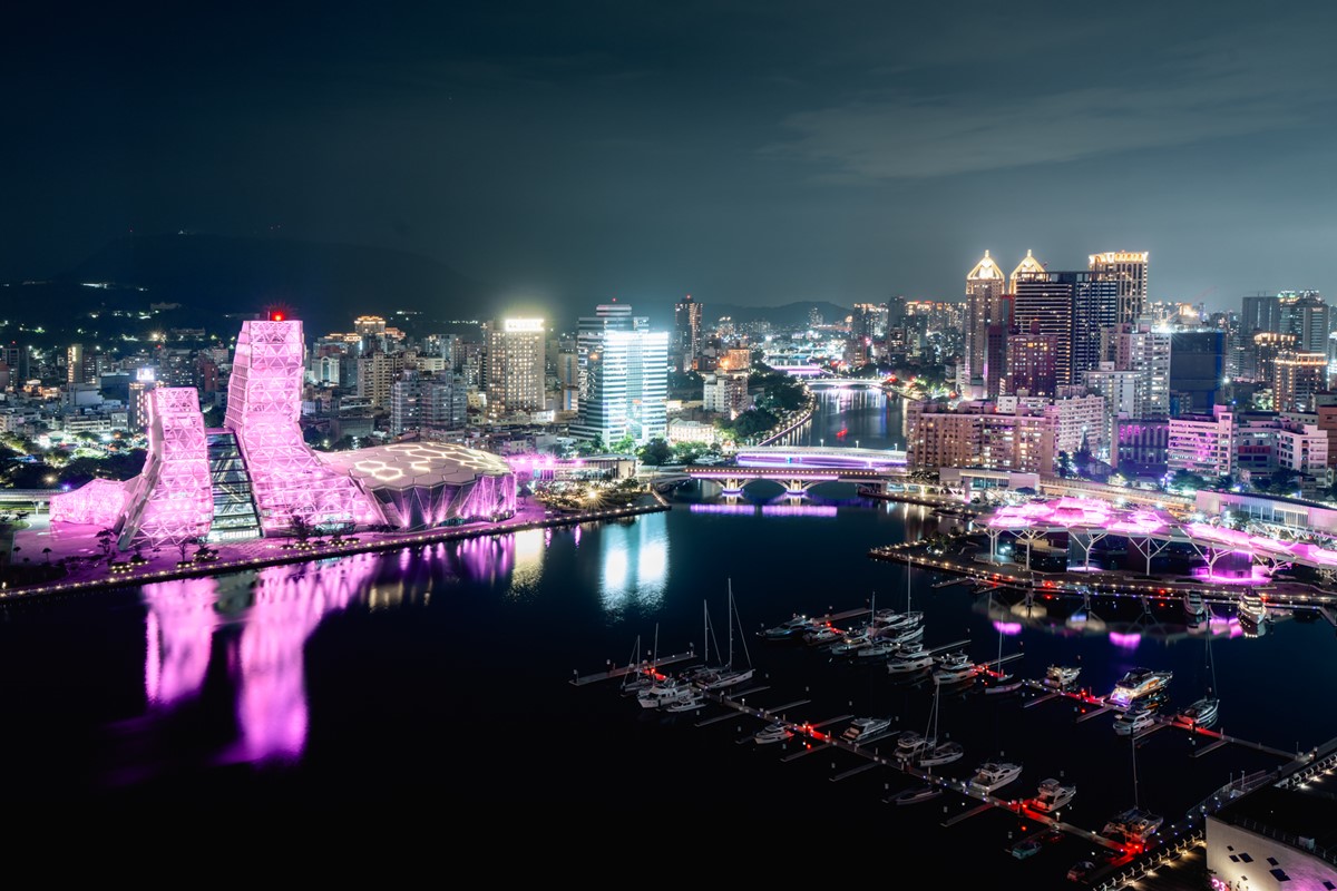 BLACKPINK本週登陸高雄!期間限定6大粉紅地標一次看,加碼看世運周邊美食 BLACKPINK本週登陸高雄!期間限定6大粉紅地標一次看,加碼看世運周邊美食