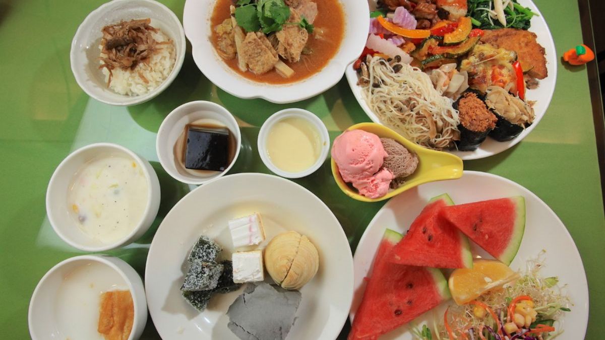 嘉義是知名的素食buffet餐廳。（圖片來源：樂天小高の美食之旅）