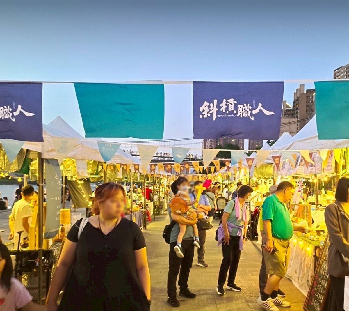 12公尺「巨萌水豚」這天起出沒碧潭!1日限定開幕煙火,假日逛市集、快閃店 12公尺「巨萌水豚」這天起出沒碧潭!1日限定開幕煙火,假日逛市集、快閃店