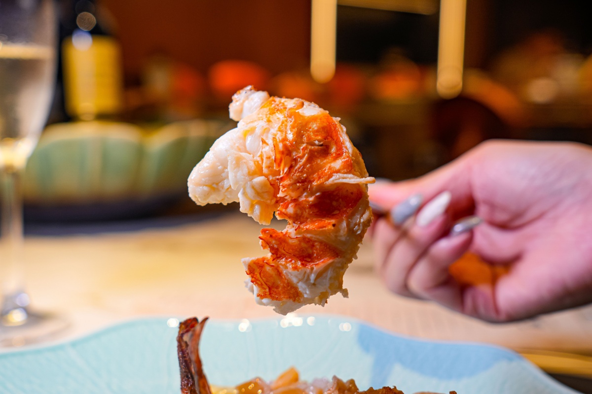 馬辣新品牌超難訂!4.9星高CP值鐵板燒,干貝、龍蝦、和牛16道菜單+亮點一次看 馬辣新品牌超難訂!4.9星高CP值鐵板燒,干貝、龍蝦、和牛16道菜單+亮點一次看