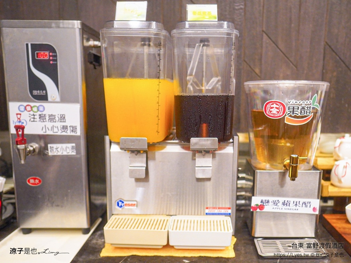 350元飯店Buffet吃到飽!晚餐爽嗑3小時,住宿買10晚送10晚有夠狂 350元飯店Buffet吃到飽!晚餐爽嗑3小時,住宿買10晚送10晚有夠狂