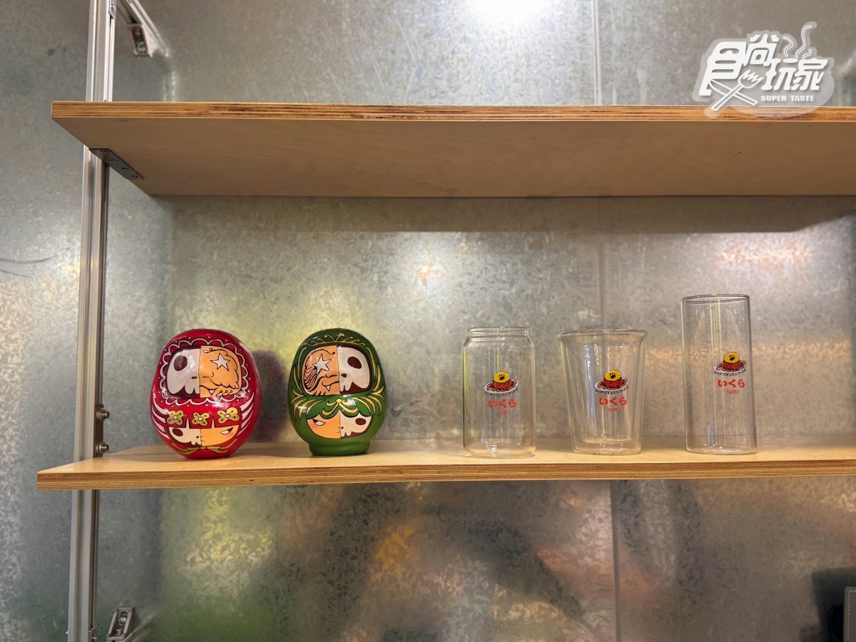 東京排隊名店「IKURA蛋包飯」開幕!3款犬掌蛋包+亮點,免費送超Q達摩吊飾 東京排隊名店「IKURA蛋包飯」開幕!3款犬掌蛋包+亮點,免費送超Q達摩吊飾