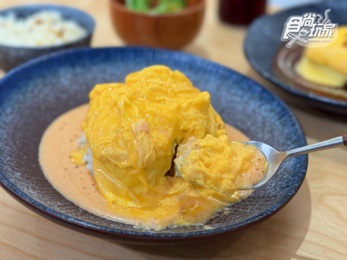 東京排隊名店「IKURA蛋包飯」開幕!3款犬掌蛋包+亮點,免費送超Q達摩吊飾 東京排隊名店「IKURA蛋包飯」開幕!3款犬掌蛋包+亮點,免費送超Q達摩吊飾