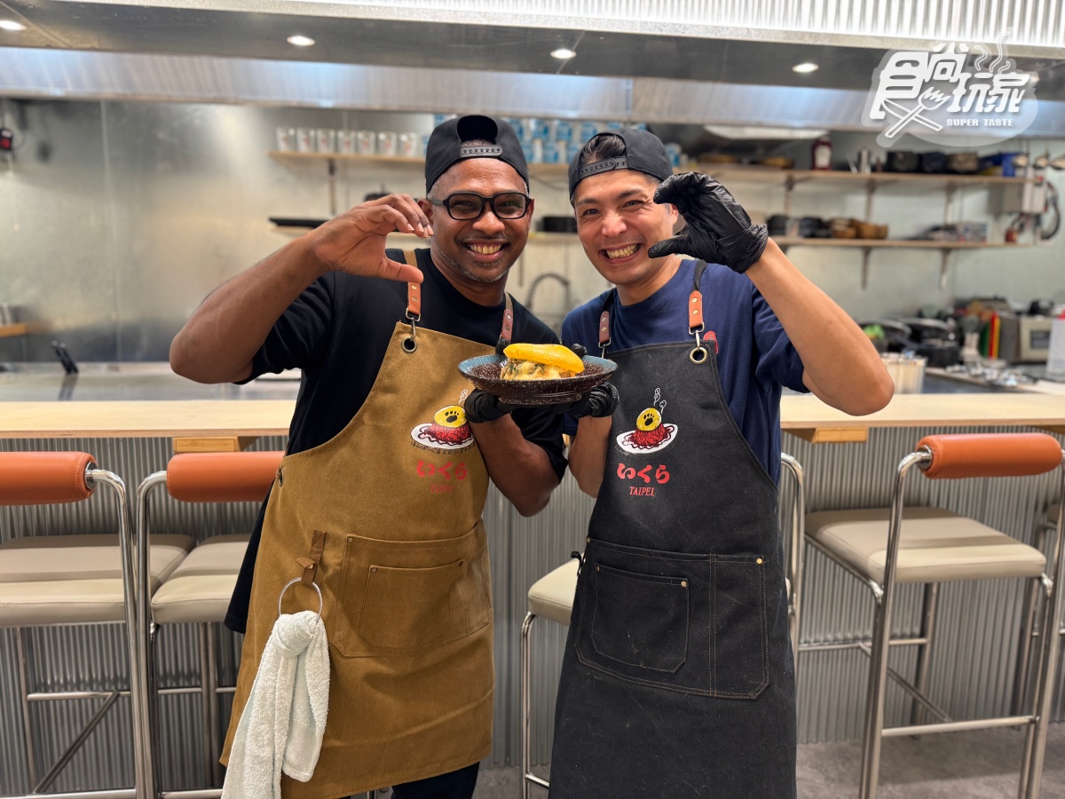 東京排隊名店「IKURA蛋包飯」開幕!3款犬掌蛋包+亮點,免費送超Q達摩吊飾 東京排隊名店「IKURA蛋包飯」開幕!3款犬掌蛋包+亮點,免費送超Q達摩吊飾