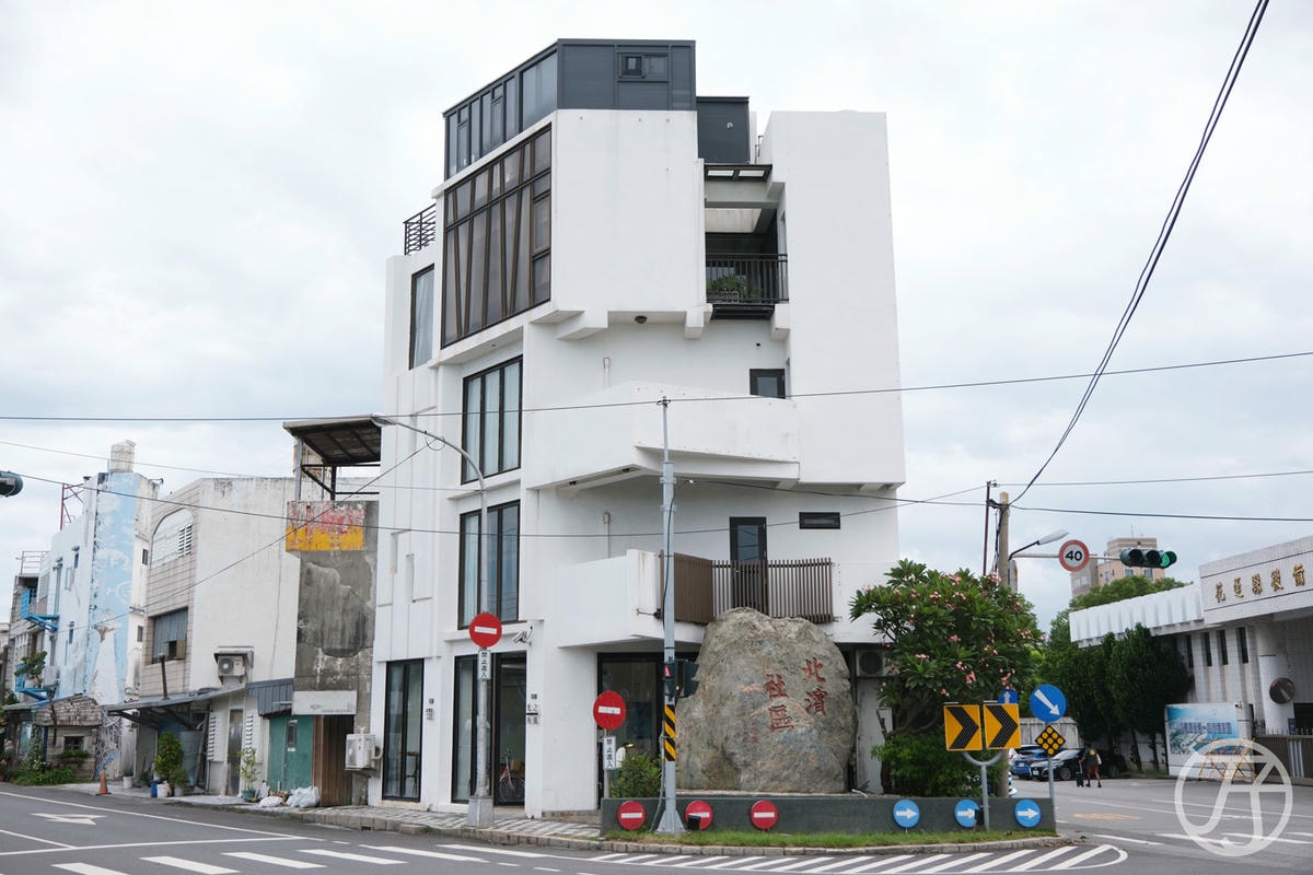 花蓮民宿精選！賞火舞表演、包棟千坪莊園，11間山海民宿一次看