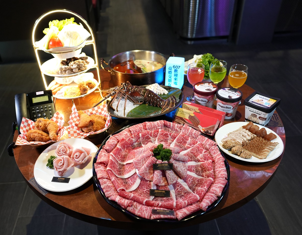 免費送巨無霸龍蝦!馬辣最狂「麻辣火鍋」24支酒牆+冰品暢吃,不限時吃到飽 免費送巨無霸龍蝦!馬辣最狂「麻辣火鍋」24支酒牆+冰品暢吃,不限時吃到飽