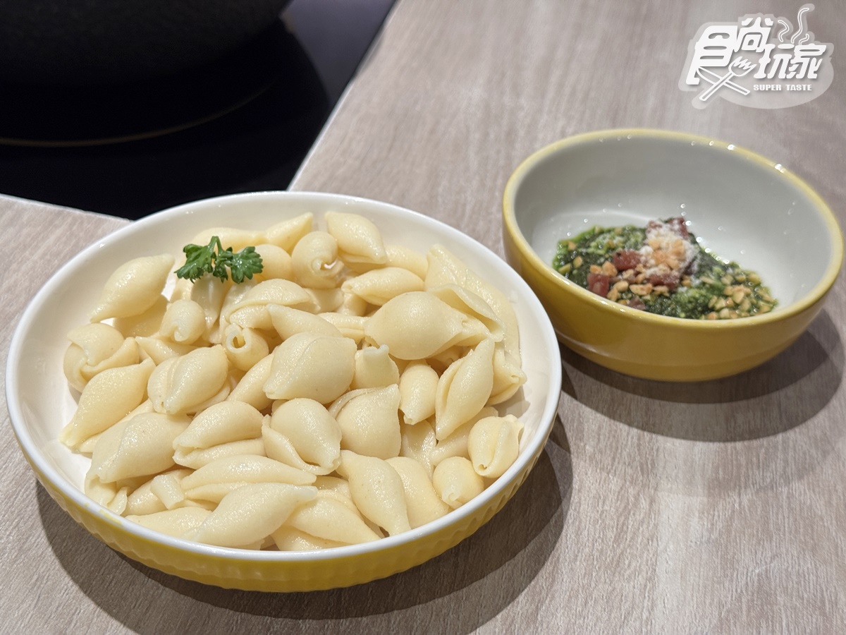 「雞湯大叔」全新法式料理!368元爽嗑燉雞火鍋+肋眼牛排,泰奶冰淇淋、飲品暢吃 「雞湯大叔」全新法式料理!368元爽嗑燉雞火鍋+肋眼牛排,泰奶冰淇淋、飲品暢吃