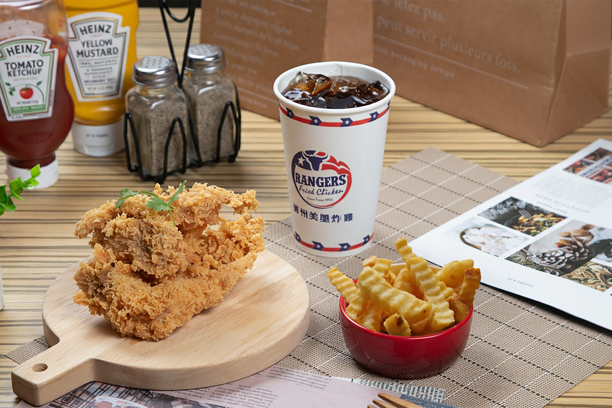 炸雞獨享餐85折!「台北最好吃炸雞」一咬噴汁,還有比臉大巨無霸雞腿堡 炸雞獨享餐85折!「台北最好吃炸雞」一咬噴汁,還有比臉大巨無霸雞腿堡