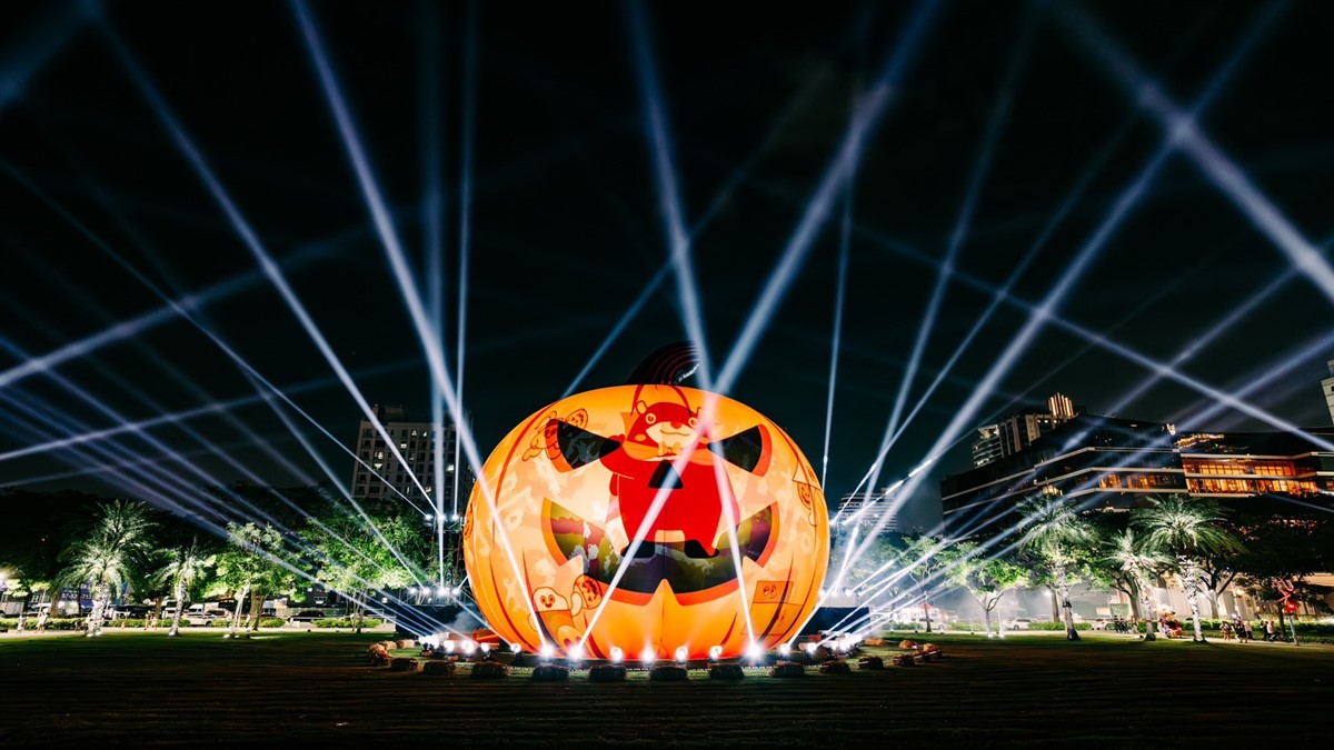 2025全台萬聖節活動一次看!變裝討糖遊行、免費玩遊樂園、必拍主題打卡裝置 2025全台萬聖節活動一次看!變裝討糖遊行、免費玩遊樂園、必拍主題打卡裝置
