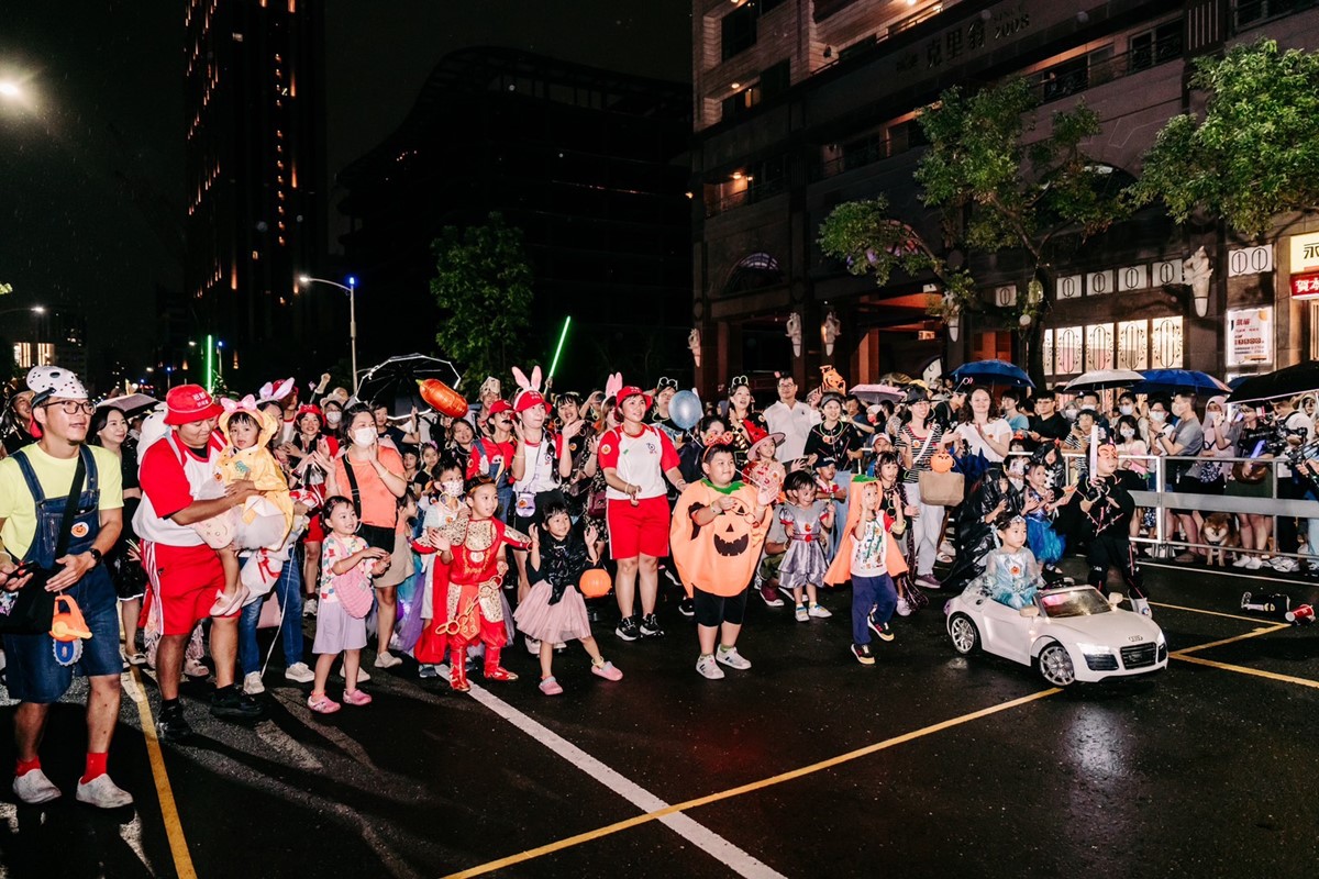 2025全台萬聖節活動一次看!變裝討糖遊行、免費玩遊樂園、必拍主題打卡裝置 2025全台萬聖節活動一次看!變裝討糖遊行、免費玩遊樂園、必拍主題打卡裝置
