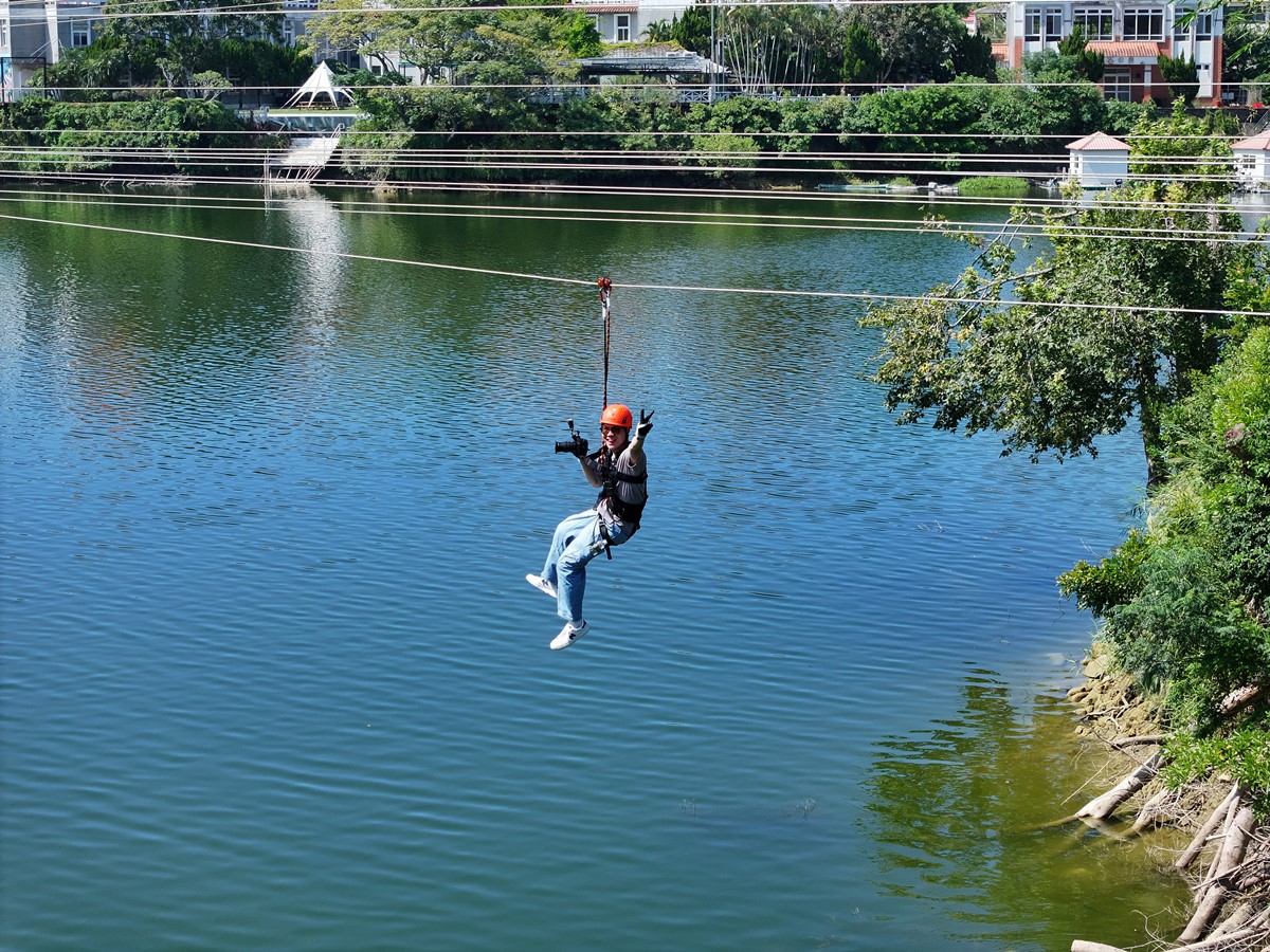 苗栗新景點11月試營運！體驗西部最長「空中飛索」，搭船遊湖、玩空中腳踏車