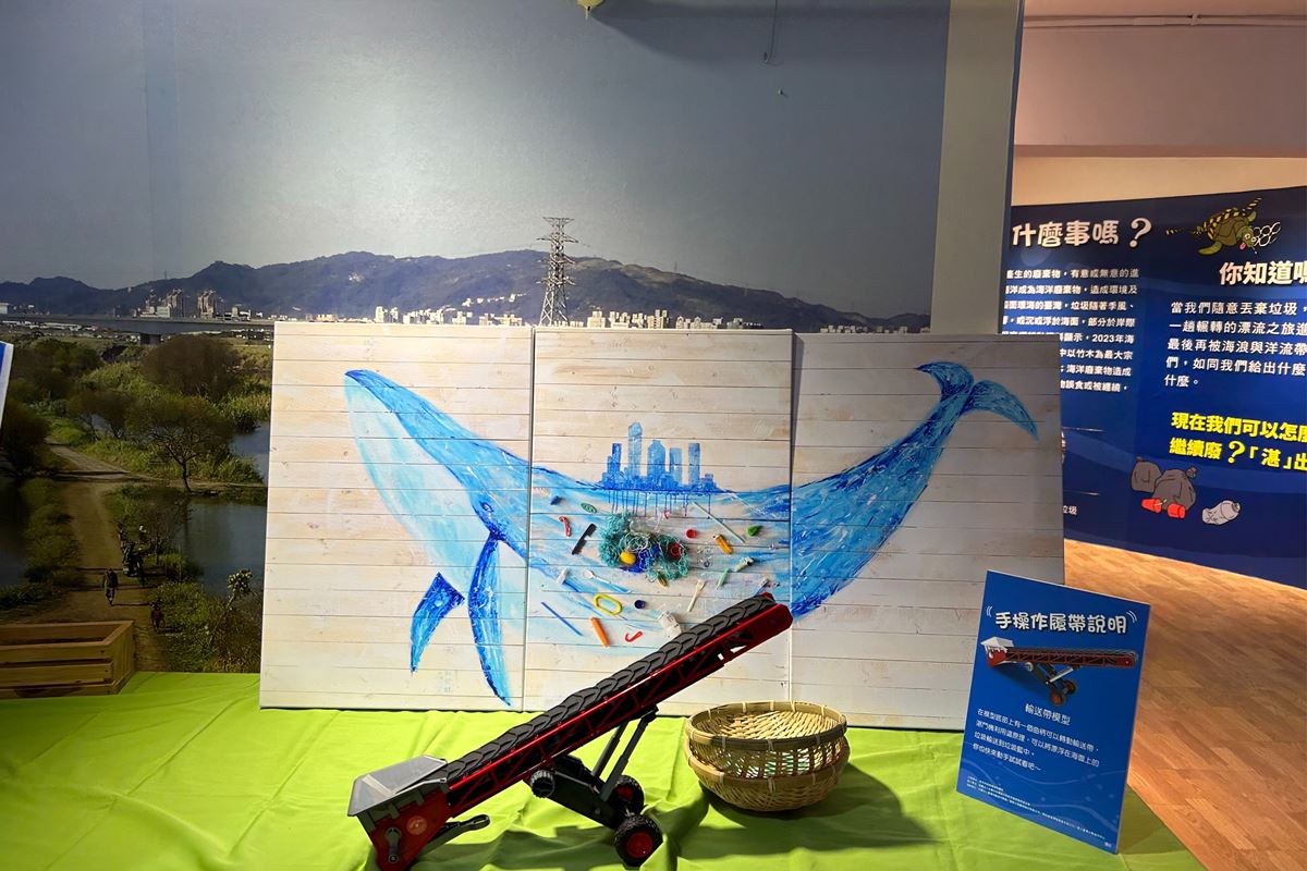 解鎖周邊散步地圖！2025新北歡樂耶誕城推薦順遊：超美新月橋、湳雅夜市