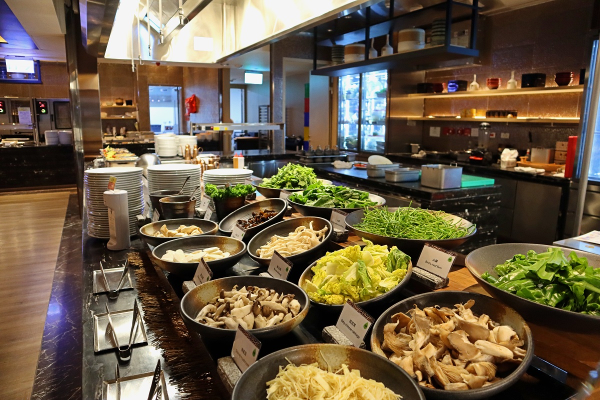 2025高雄吃到飽推薦!11間Buffet價格、菜色一次看:最難訂是這家、素食天堂 2025高雄吃到飽推薦!11間Buffet價格、菜色一次看:最難訂是這家、素食天堂