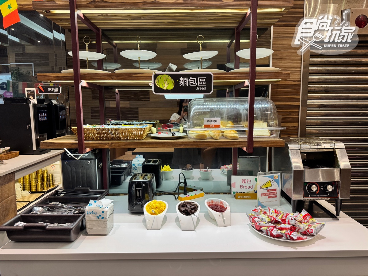 2人同行1人半價!468元起130道吃到飽,國宴料理、熱炒、披薩無限夾 2人同行1人半價!468元起130道吃到飽,國宴料理、熱炒、披薩無限夾