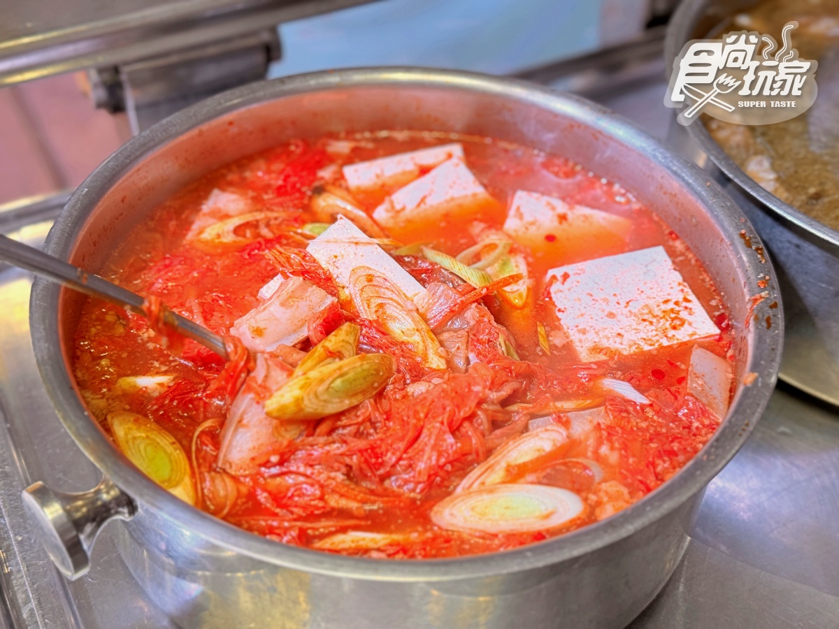 桃園最強「韓式料理吃到飽」登場!數十道濟州島美食無限吃,加碼抽韓國機票 桃園最強「韓式料理吃到飽」登場!數十道濟州島美食無限吃,加碼抽韓國機票