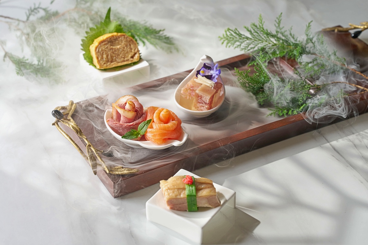 老饕最愛台北40年江浙菜!重現端入美國華府國宴料理,欣賞桌邊料理火焰秀 老饕最愛台北40年江浙菜!重現端入美國華府國宴料理,欣賞桌邊料理火焰秀