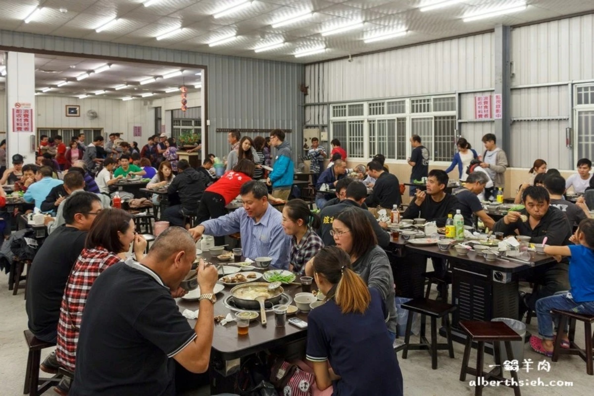 桃園羊肉爐最強５家！在地人激推：溫體羊直送、麵線吃到飽、獨特香菜豆乳醬