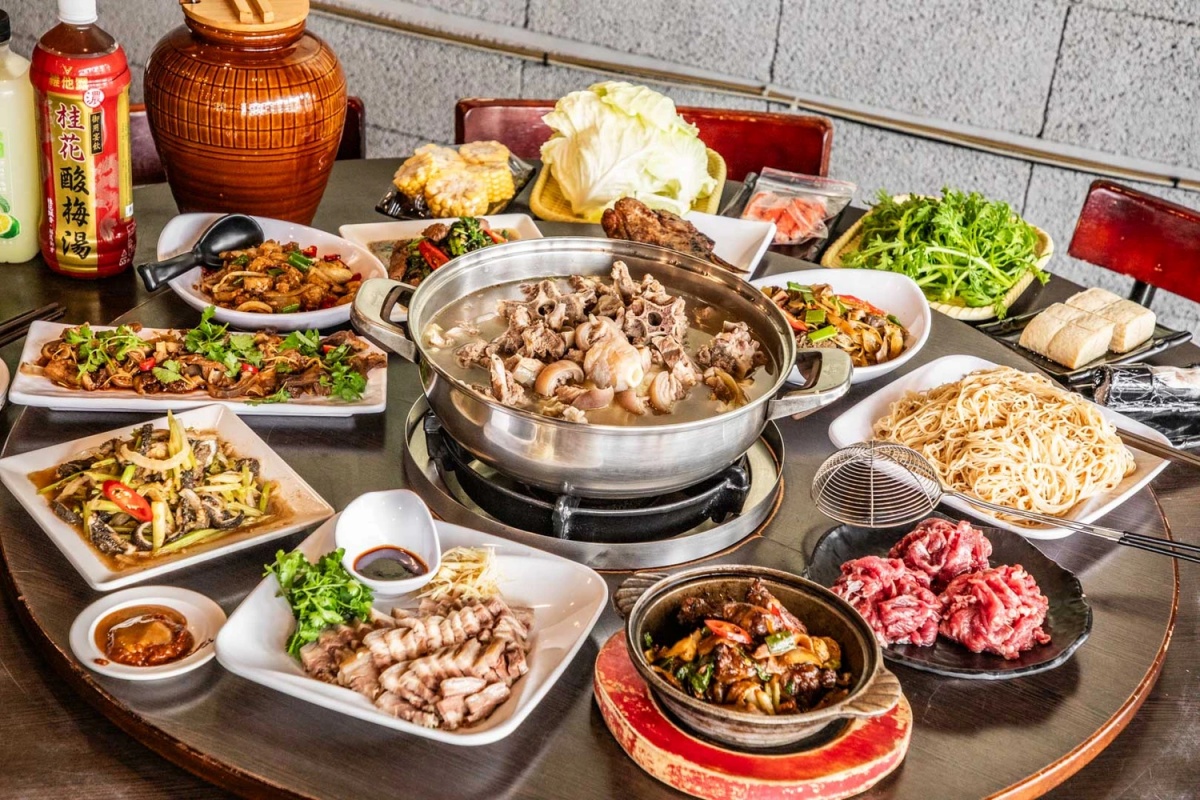 桃園羊肉爐最強５家！在地人激推：溫體羊直送、麵線吃到飽、獨特香菜豆乳醬
