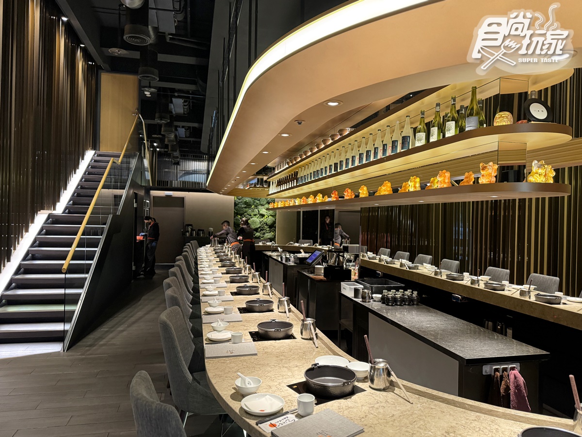 免費玩「流體招財貓」！4.5星「個人壽喜燒」爽嗑A5和牛、龍蝦，小菜無限續