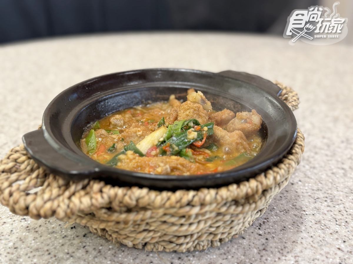 免費送阿KEN甜甜圈!高CP值「炒湘湘」插旗宏匯,必嗑6款、地瓜飯無限續 免費送阿KEN甜甜圈!高CP值「炒湘湘」插旗宏匯,必嗑6款、地瓜飯無限續