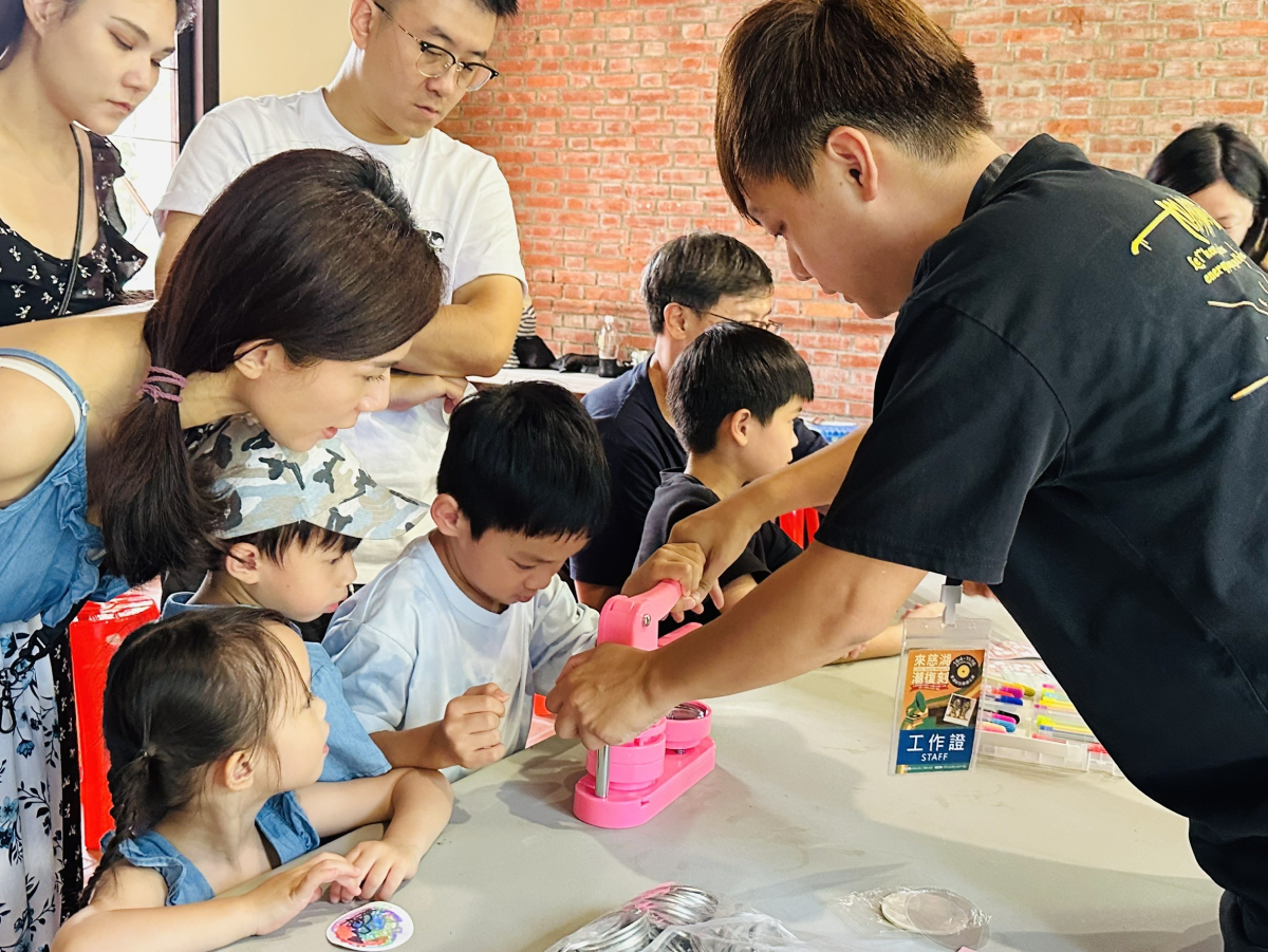 慈湖水舞11月全新登場!「潮復刻」倒數兩週,邀你來懷舊 慈湖水舞11月全新登場!「潮復刻」倒數兩週,邀你來懷舊