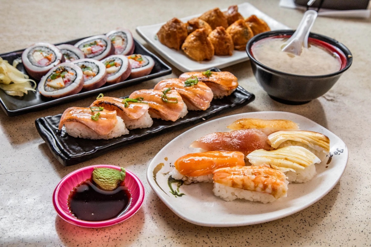 嘉義美食：體育館壽司