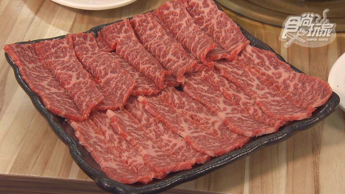 屏東宵夜推薦18家!深夜炭烤饅頭、老字號汕頭火鍋、千層臭豆腐 屏東宵夜推薦18家!深夜炭烤饅頭、老字號汕頭火鍋、千層臭豆腐