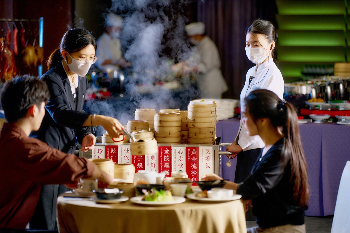 年底前4人同行1人免費!台南全新「港點吃到飽」早午餐,爽嗑超過50道料理 年底前4人同行1人免費!台南全新「港點吃到飽」早午餐,爽嗑超過50道料理