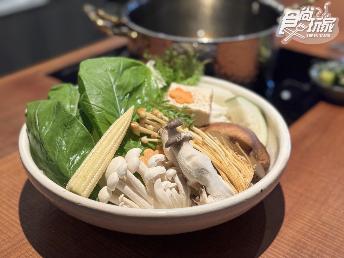 教父牛排第1間「和牛涮涮鍋」!790元起嗑現切肉套餐,海鮮控必點龍蝦鍋 教父牛排第1間「和牛涮涮鍋」!790元起嗑現切肉套餐,海鮮控必點龍蝦鍋