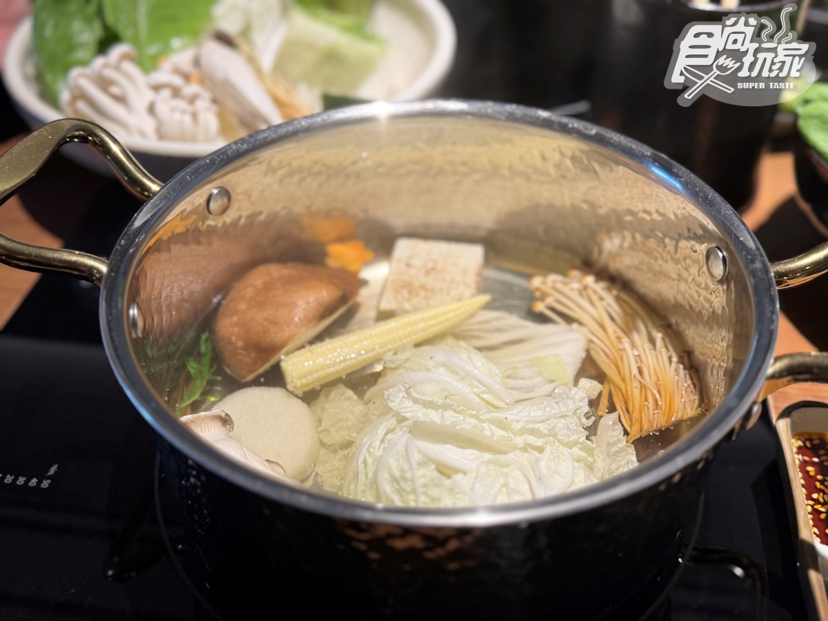 教父牛排第1間「和牛涮涮鍋」!790元起嗑現切肉套餐,海鮮控必點龍蝦鍋 教父牛排第1間「和牛涮涮鍋」!790元起嗑現切肉套餐,海鮮控必點龍蝦鍋