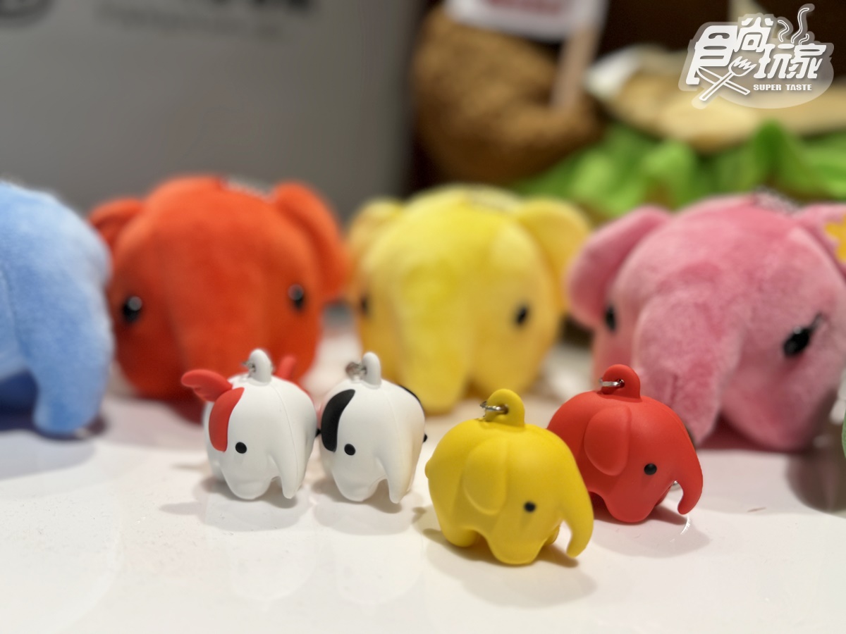 全台第1間「DomDom漢堡」!5款必吃+周邊開箱,比50元厚蛋堡、起司球 全台第1間「DomDom漢堡」!5款必吃+周邊開箱,比50元厚蛋堡、起司球