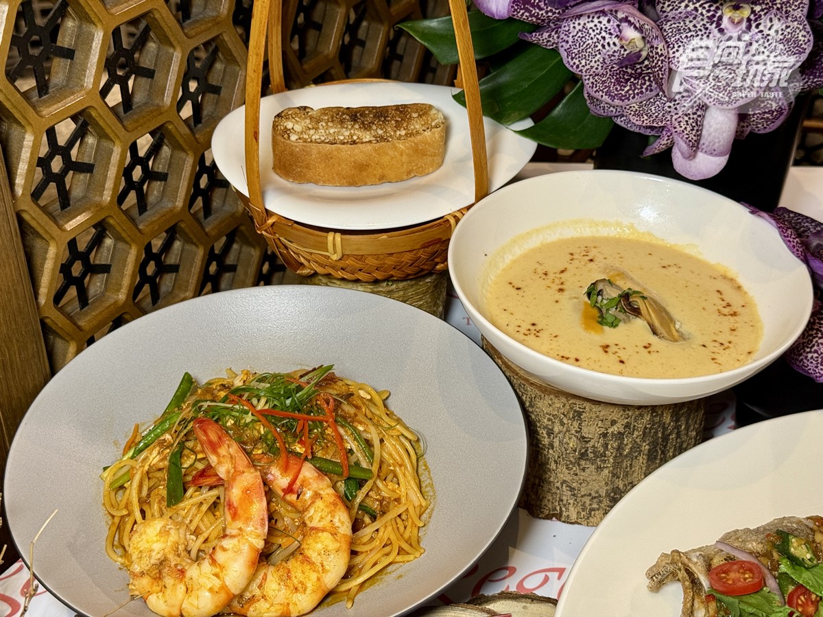 台北就有「新加坡美食」吃到飽!爽嗑香濃叻沙、BBQ沙嗲串,7折餐券這裡搶 台北就有「新加坡美食」吃到飽!爽嗑香濃叻沙、BBQ沙嗲串,7折餐券這裡搶